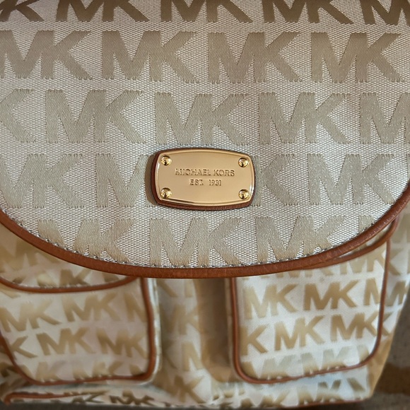 Michael Kors Large Backpack - Picture 8 of 8